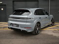 2025 Porsche Cayenne GTS III Рестайлинг, серый, 23999000 рублей - вид 6