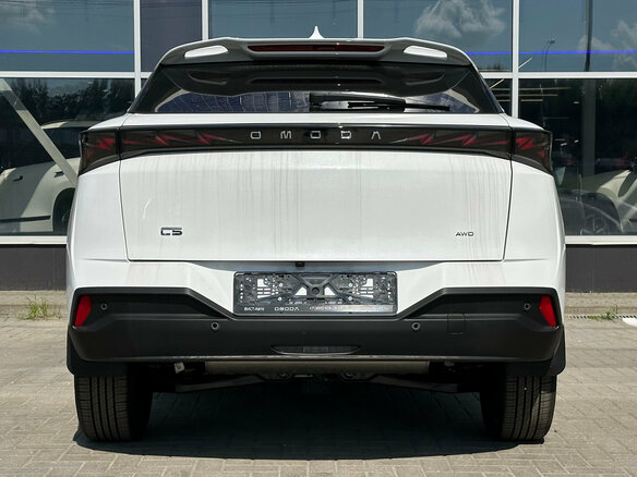 2026 Omoda C5 II, белый, 2779000 рублей - вид 4