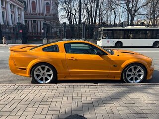 2008 Ford Mustang V, оранжевый, 3400000 рублей, вид 5
