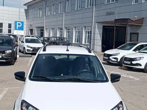 2023 Lada (ВАЗ) Granta I Рестайлинг, белый, 930000 рублей - вид 1