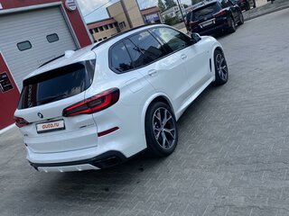 2021 BMW X5 30d IV (G05/G18), белый, 9500000 рублей, вид 5