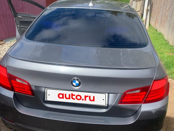 2010 BMW 5 серии 523i VI (F10/F11/F07), серый, 1350000 рублей - вид 3