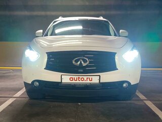 2013 Infiniti QX70, серебристый, 2999600 рублей, вид 3