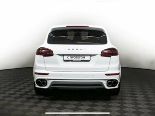 2016 Porsche Cayenne S E-Hybrid II Рестайлинг (958), белый, 3800000 рублей, вид 4