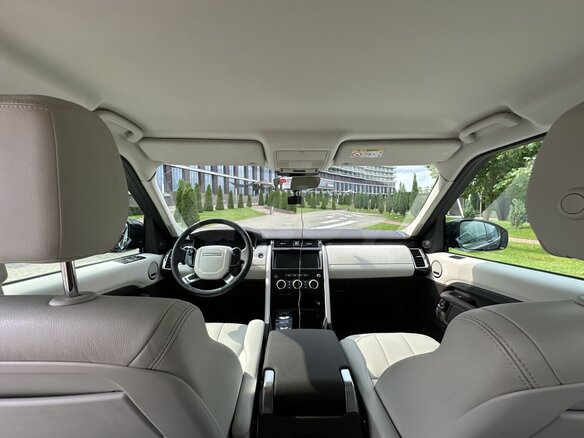 2018 Land Rover Discovery V, чёрный, 3278956 рублей - вид 19