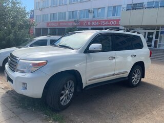 2012 Toyota Land Cruiser 200 Series Рестайлинг 1, белый, 3999000 рублей, вид 1