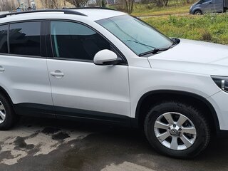 2013 Volkswagen Tiguan I Рестайлинг, белый, 1290000 рублей, вид 2