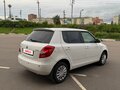 2013 Skoda Fabia II Рестайлинг, белый, 850000 рублей - вид 4