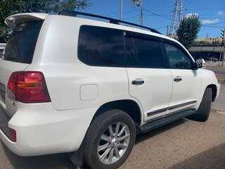2012 Toyota Land Cruiser 200 Series Рестайлинг 1, белый, 3999000 рублей, вид 5