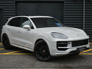 2026 Porsche Cayenne III Рестайлинг, серый, 18600000 рублей, вид 5