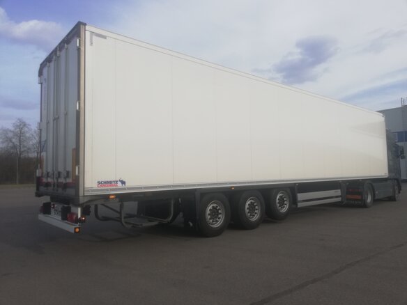 2021 Schmitz Cargobull SKO, белый, 8200000 рублей - вид 5