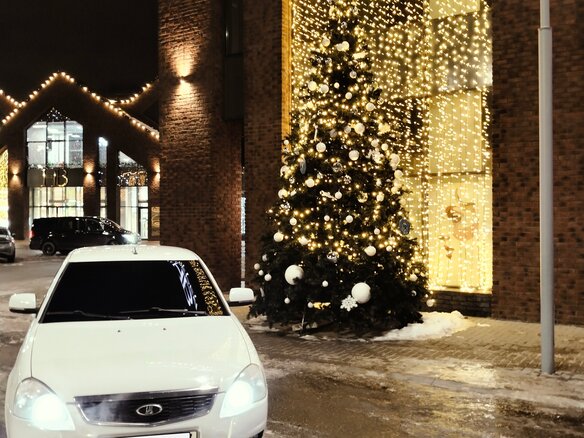 2014 Lada (ВАЗ) Priora I Рестайлинг, белый, 520000 рублей - вид 4