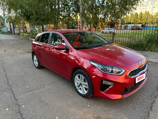 2019 Kia Ceed III, красный, 1450000 рублей, вид 3