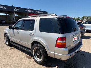 2008 Ford Explorer IV, серебристый, 900000 рублей, вид 5