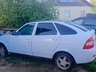 2011 Lada (ВАЗ) Priora I, белый, 180000 рублей, вид 4