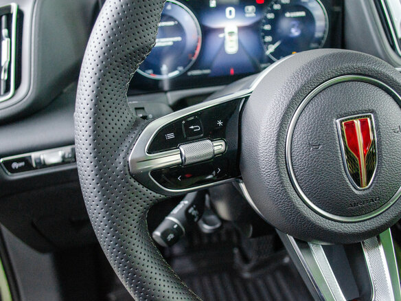 2025 Hongqi HS3, зелёный, 3050000 рублей - вид 20