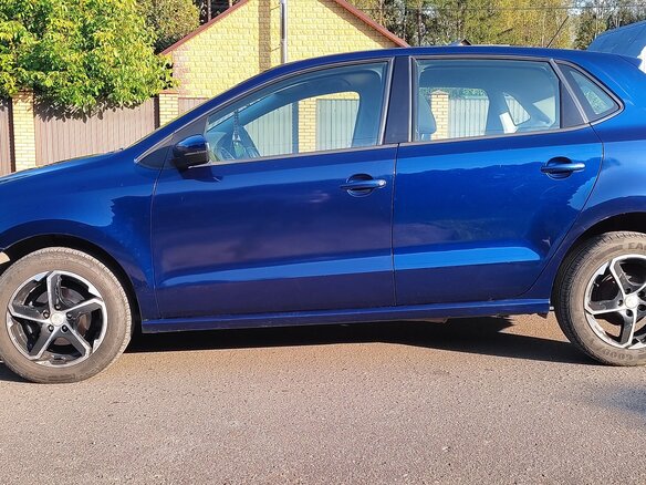 2010 Volkswagen Polo V, синий, 730000 рублей - вид 14
