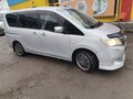 2010 Nissan Serena IV (C26), серый, 1050000 рублей - вид 1