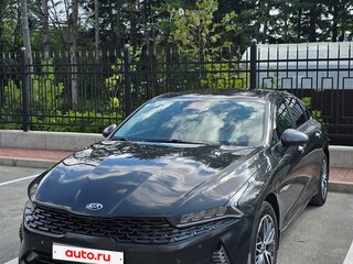 2021 Kia K5 III, серый, 2100000 рублей, вид 1