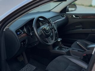 2011 Skoda Superb II, бежевый, 890000 рублей, вид 5