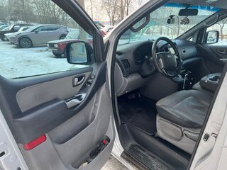 2008 Hyundai Grand Starex I, серый, 990000 рублей, вид 5