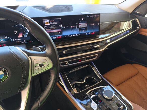 2024 BMW X7 40i I (G07) Рестайлинг, белый, 10470000 рублей - вид 10