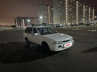 1998 Nissan Wingroad I (Y10), белый, 400000 рублей, вид 2