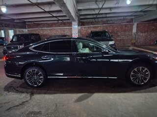 2018 Lexus LS 500 V, чёрный, 4100000 рублей, вид 3