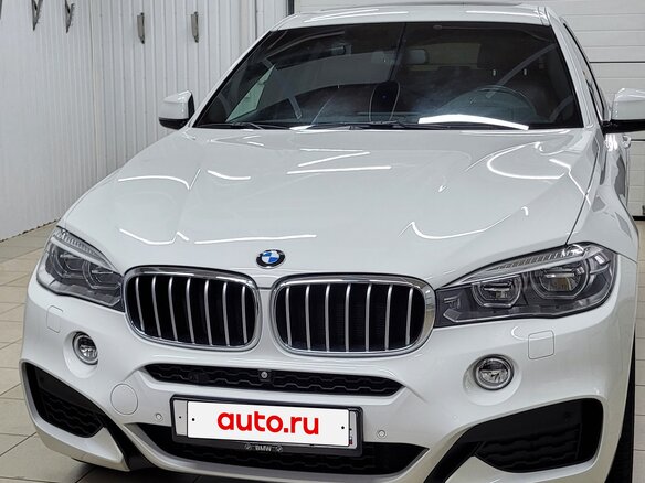 2015 BMW X6 50i II (F16), белый, 3500000 рублей - вид 1