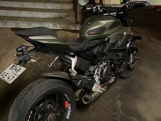 2022 Ducati Streetfighter V2, зелёный, 1800000 рублей, вид 2