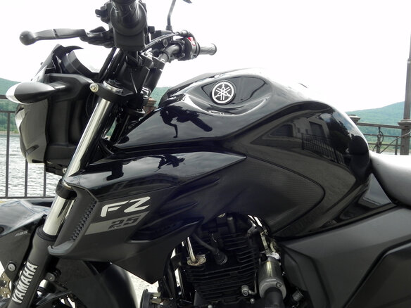 2020 Yamaha FZ25 Fazer, чёрный, 360000 рублей - вид 14