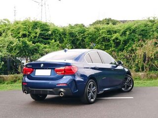 2022 BMW 1 серии 120i III (F52) Рестайлинг, синий, 1520000 рублей, вид 3
