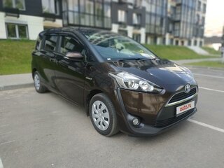 2016 Toyota Sienta II, коричневый, 1340000 рублей, вид 2
