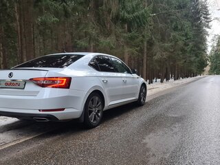 2017 Skoda Superb III, белый, 2900000 рублей, вид 4