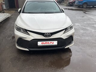 2022 Toyota Camry VIII (XV70) Рестайлинг, белый, 3600000 рублей, вид 3
