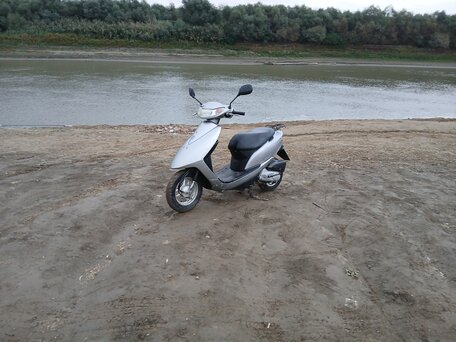 2023 Honda Dio, серебристый, 48000 рублей, вид 2