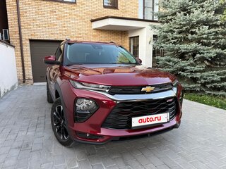 2022 Chevrolet TrailBlazer III, красный, 1680000 рублей, вид 5