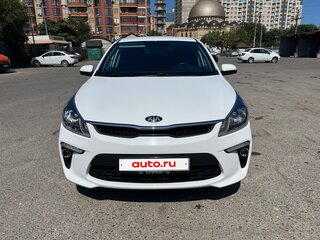 2019 Kia Rio IV, белый, 1349000 рублей, вид 1