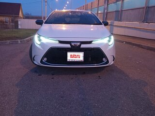 2019 Toyota Corolla XII (E210), белый, 1950000 рублей, вид 3