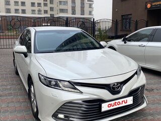 2020 Toyota Camry VIII (XV70), белый, 2900000 рублей, вид 2