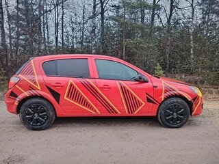 2005 Opel Astra H, красный, 300000 рублей, вид 2