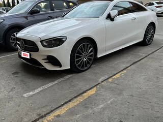 2020 Mercedes-Benz E-Класс 450 V (W213, S213, C238) Рестайлинг, белый, 5850000 рублей, вид 3