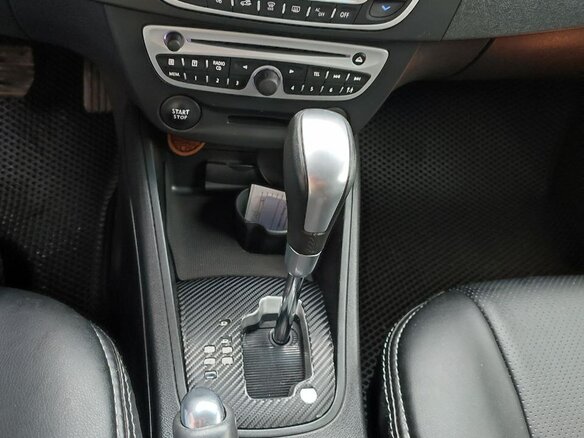 2012 Renault Fluence I, серый, 930000 рублей - вид 6