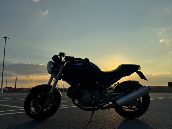2005 Ducati Monster 400, чёрный, 220000 рублей - вид 2