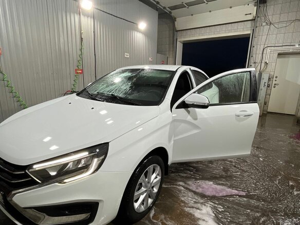 2023 Lada (ВАЗ) Vesta I Рестайлинг (NG), белый, 1200000 рублей - вид 1