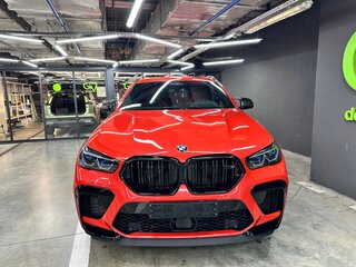 2021 BMW X6 M Competition III (F96), красный, 13000000 рублей, вид 3
