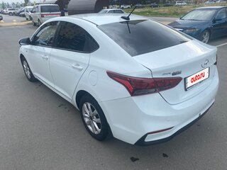 2018 Hyundai Solaris II, белый, 1100000 рублей, вид 4
