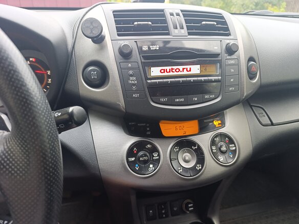 2010 Toyota RAV4 III (XA30) Рестайлинг, золотистый, 1350000 рублей - вид 11