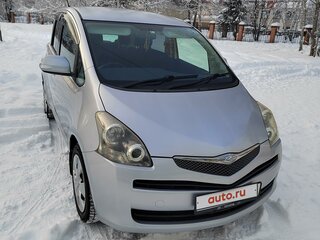 2010 Toyota Ractis I, серый, 1050000 рублей, вид 2