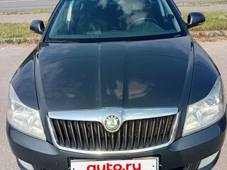 2013 Skoda Octavia II (A5) Рестайлинг, серый, 800000 рублей, вид 1